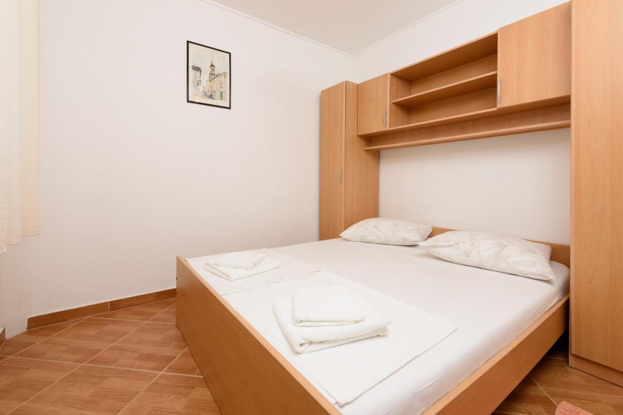 Apartmani Petra Трогир Экстерьер фото